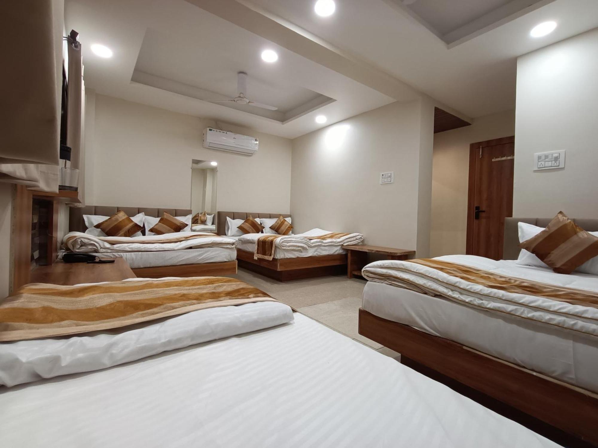 Shree Shyamraj Hotel Ujjain Exterior foto